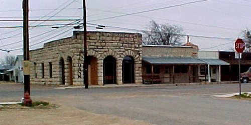 Gustin Texas street scene