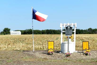 Pelham Tx - School Display