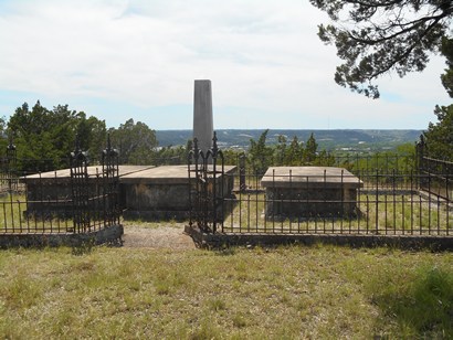  TX -  Tivy  burial plot on Tivy Mountain