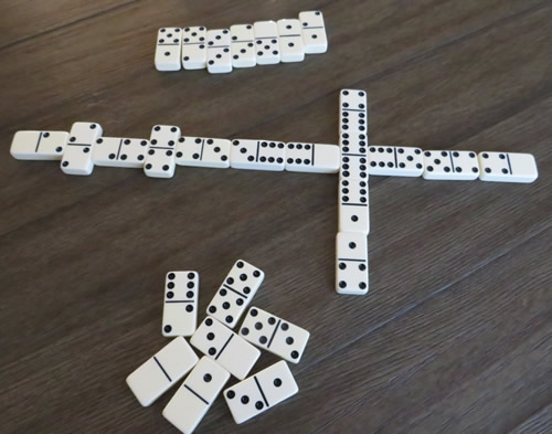 Straight Dominoes