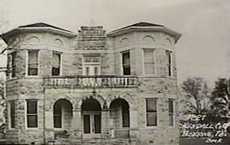 Kendall County Courthouse in Boerne