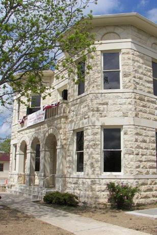 Boerne, Texas - old Kendall County Courthouse