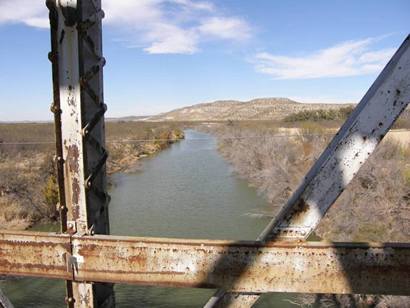 Sheffield Tx  Thru Truss Bridge over Pecos River