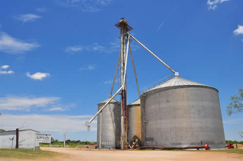 Gilliland  TX - Silos